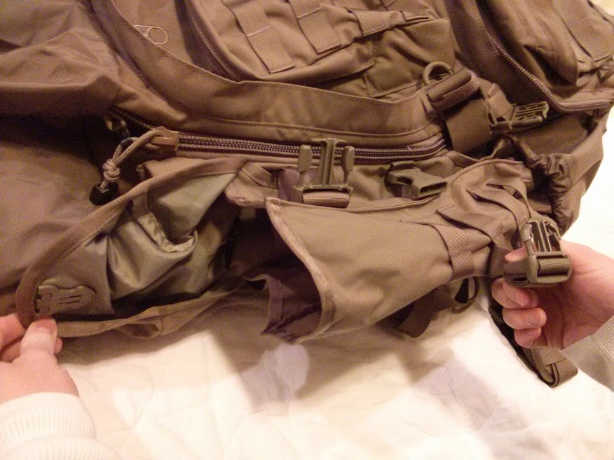 Side pocket of Eberlestock G4
